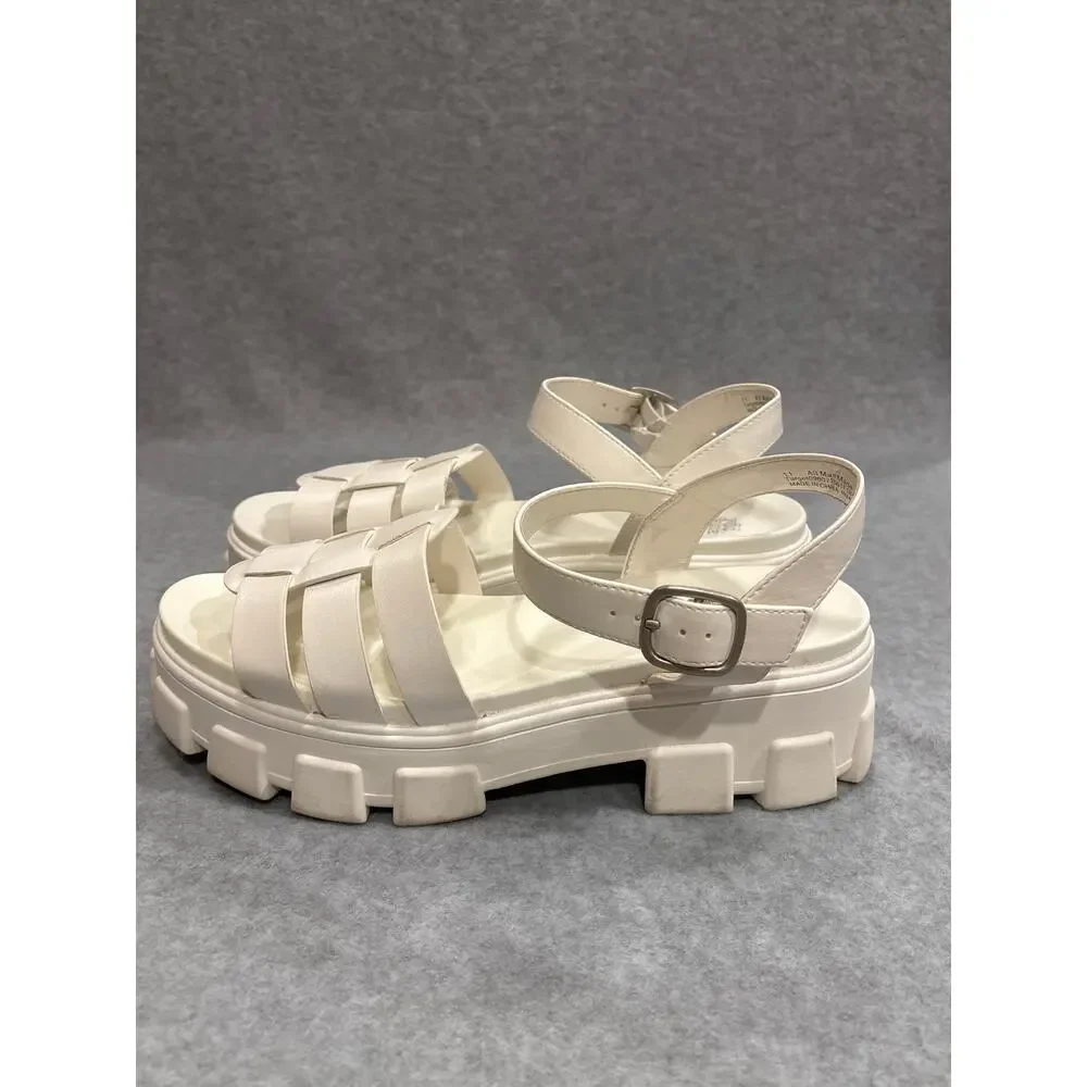 Wild Fable Women Size 11 White Leather Strappy Gladiator Heeled Fisherman Sandal